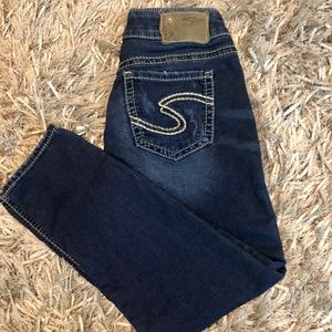 Buckle Silver Mid Capri